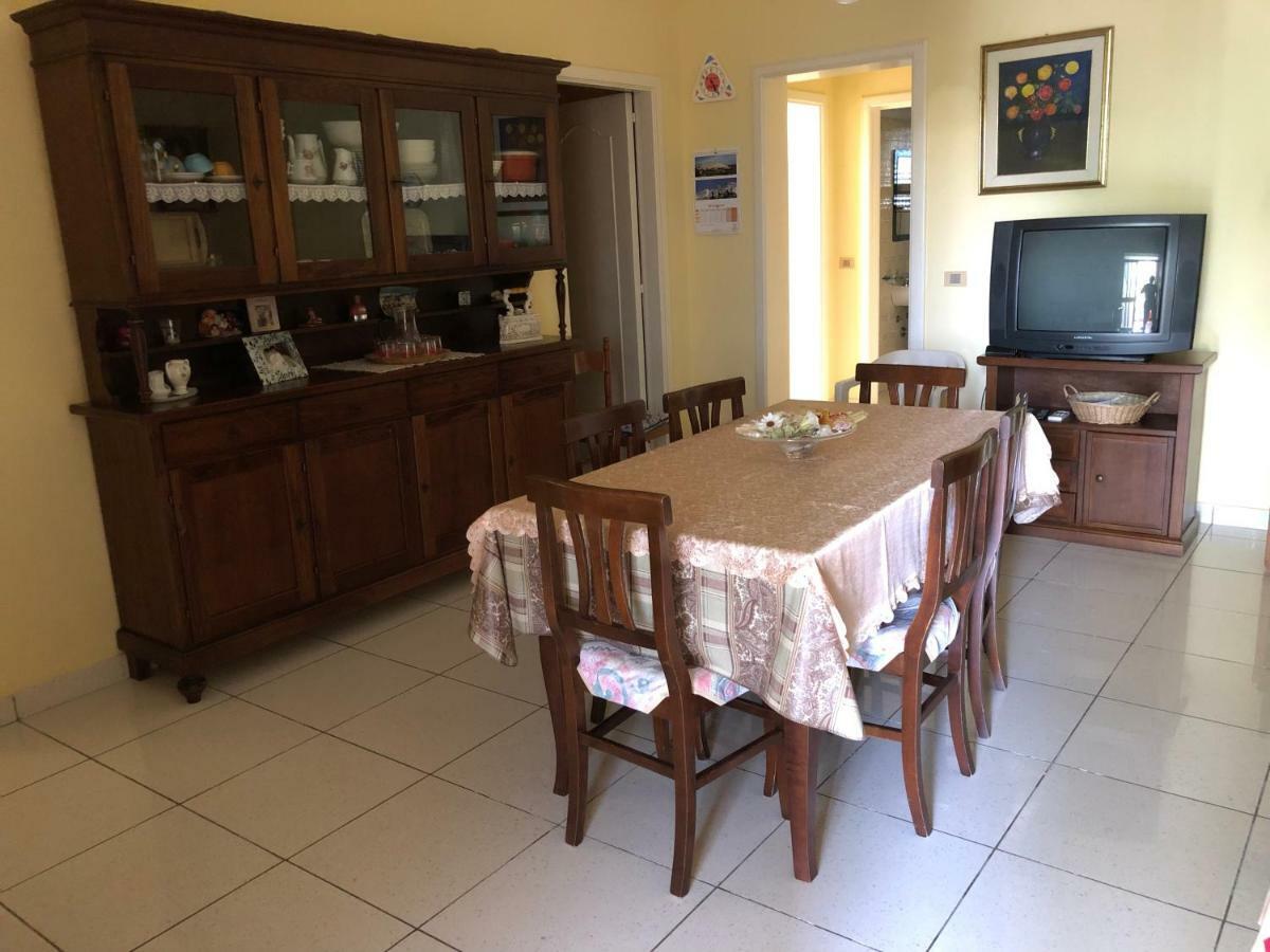 Villa Smeraldo Blu 托雷拉皮罗 外观 照片